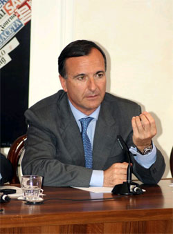       (Franco Frattini)