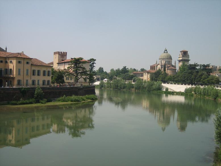 Verona, il fiume Adige  -  