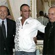  ,        (Silvio Berlusconi, Jean Claude Van Damme e Vladimir Putin)