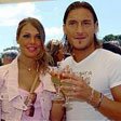      (Francesco Totti e Ilary Blasi)