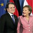        (Romano Prodi con Angela Merkel a Berlino)